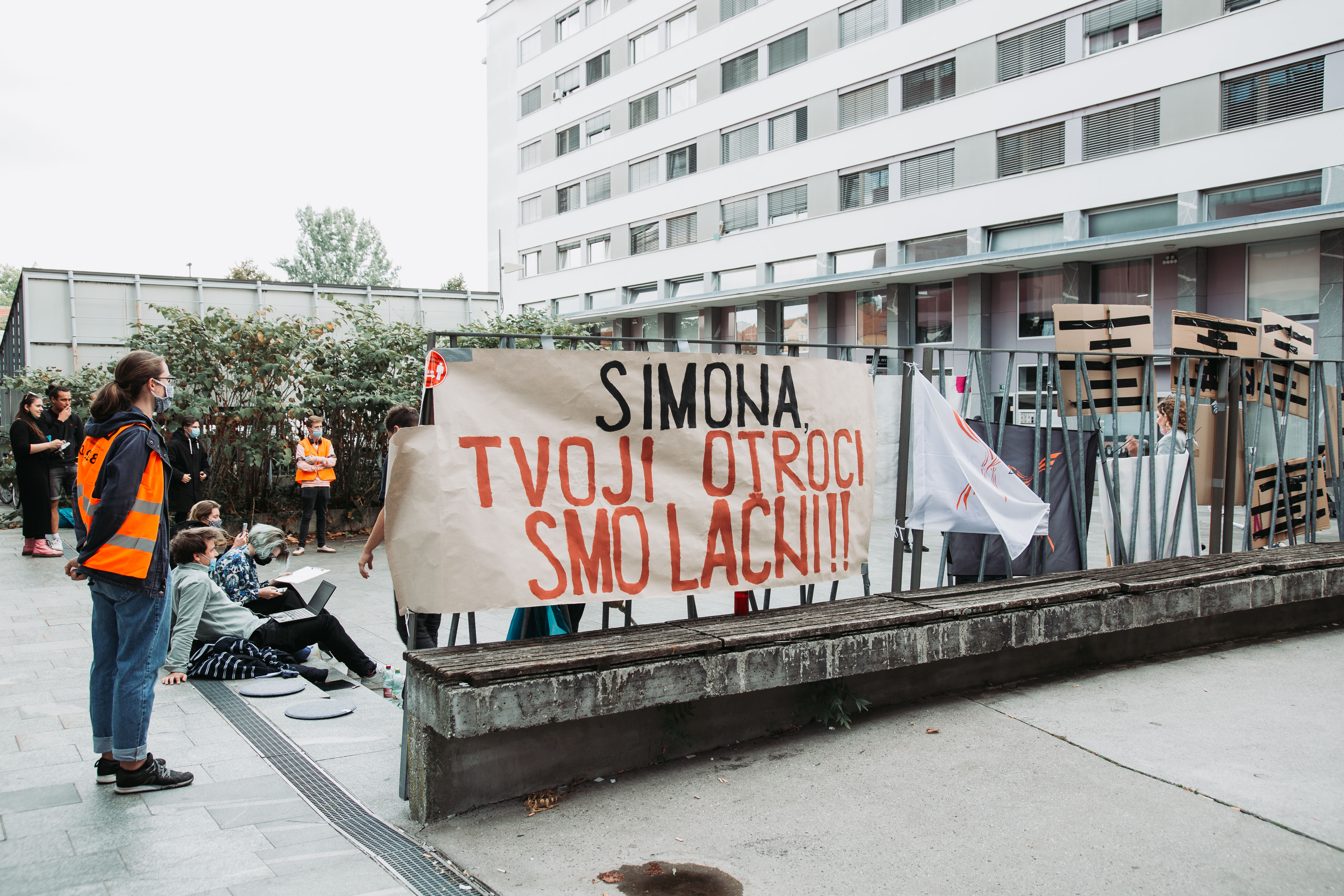 O ŠTUDENTSKI SITUACIJI