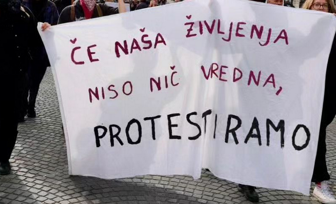 NAŠE MATERNICE NISO ODLAGALIŠČE ZA VAŠA MNENJA